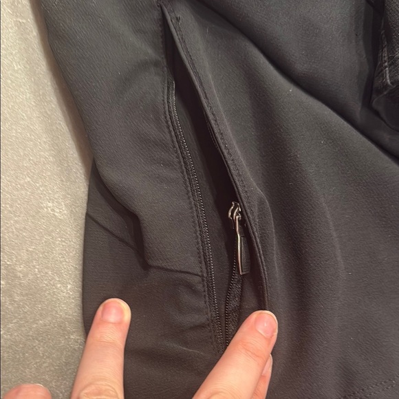 Columbia Black Performance Jacket Weather-Resistant Outdoor Gear - Picture 5 of 6